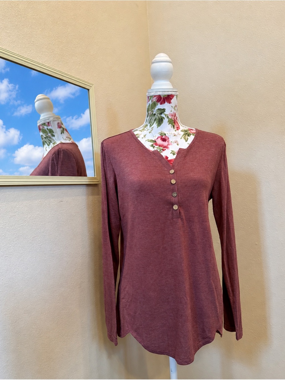 NWT Cupshe Maroon Henley Top Size M Long Sleeve
